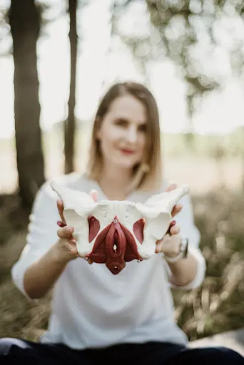 FIZJOTEKA- Fizjoterapia dna miednicy- Hanna Tomalik-Kocięcka